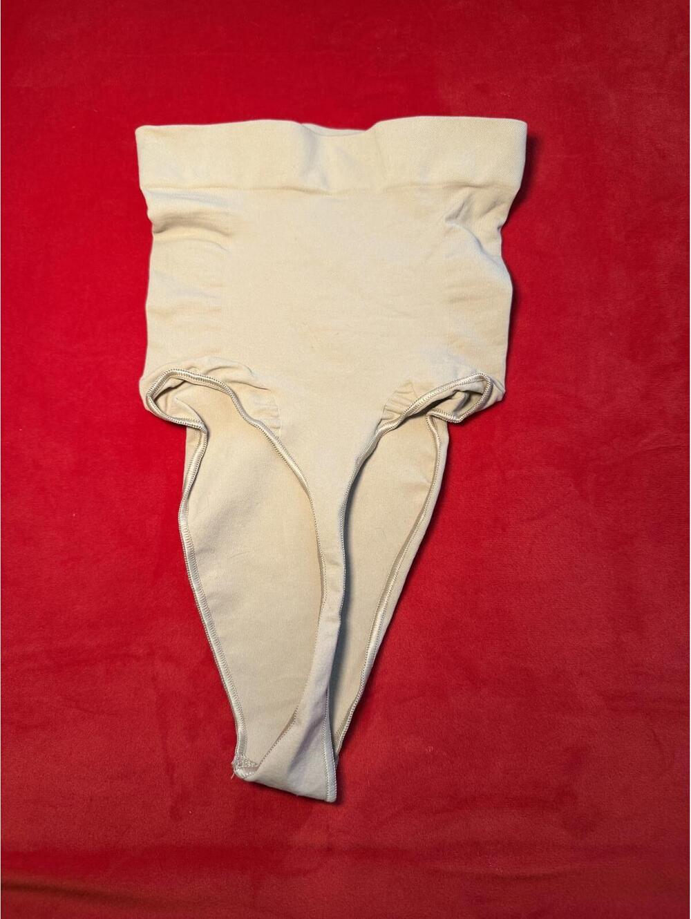 Skims Seamless Sculpt High Waisted Thong Color Clay Size XS - Picture 3 of 4